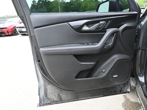 Used 2019 Chevrolet Blazer RS FWD image 8