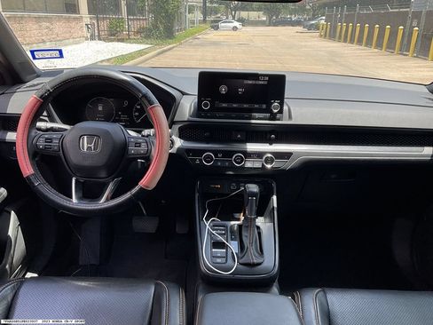 Used 2023 Honda CR-V Sport image 12