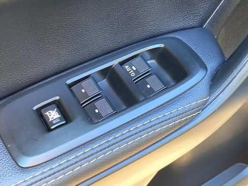 Used 2019 Ford Ranger Lariat w/ Black Appearance Package AWD/4WD image 13