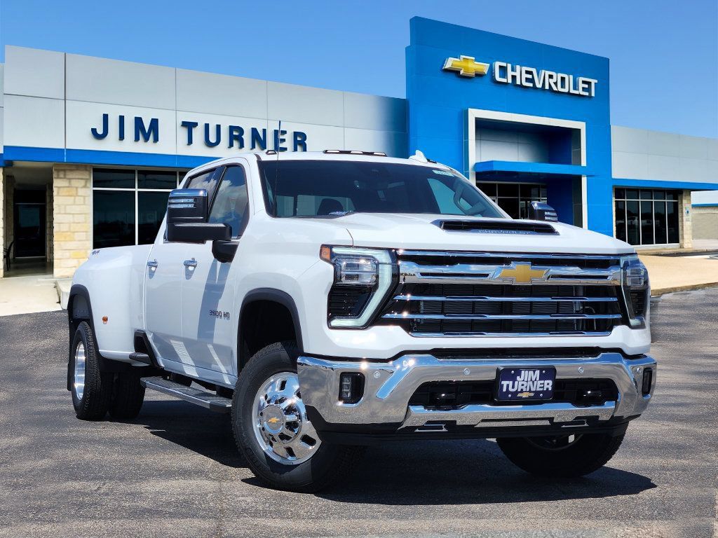 New 2026 Chevrolet Silverado 3500 LTZ w/ LTZ Plus Package AWD/4WD image 1