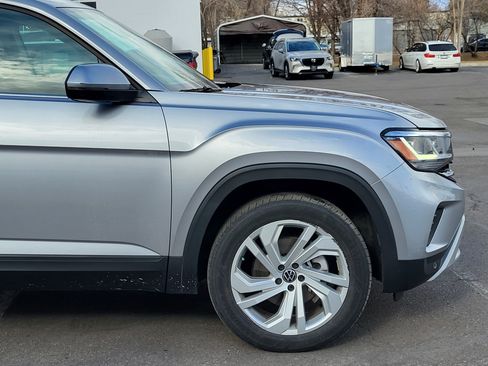 Used 2022 Volkswagen Atlas SE w/ Panoramic Sunroof Package image 18