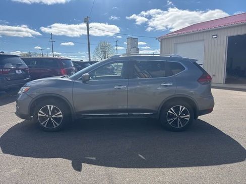 Used 2018 Nissan Rogue SL w/ Premium Package image 6