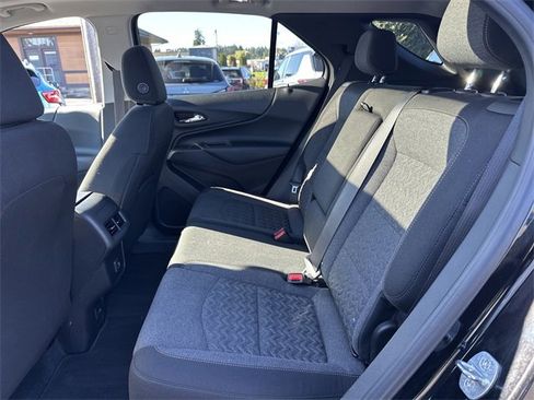 Used 2022 Chevrolet Equinox LT image 11