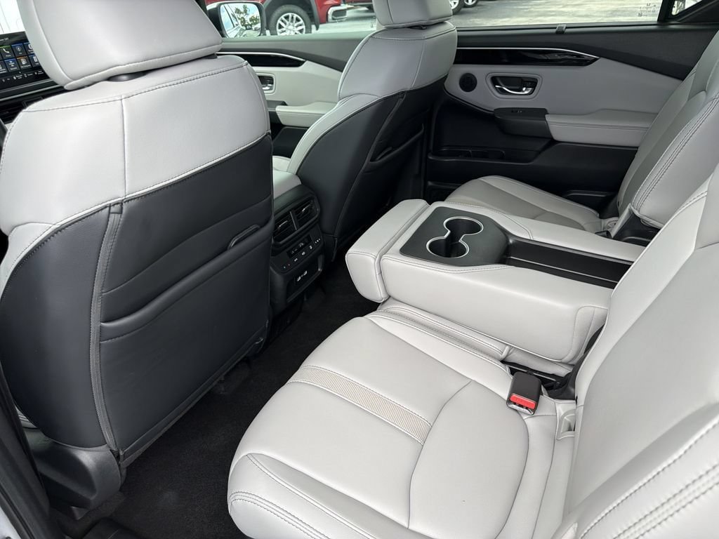 Used 2023 Honda Pilot EX-L image 13