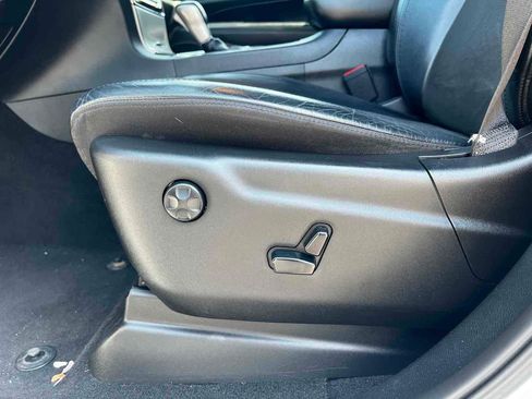 Used 2020 Jeep Grand Cherokee Altitude image 12