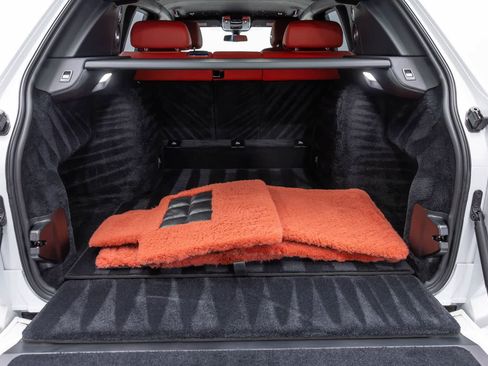 Used 2021 Rolls-Royce Cullinan AWD/4WD image 17