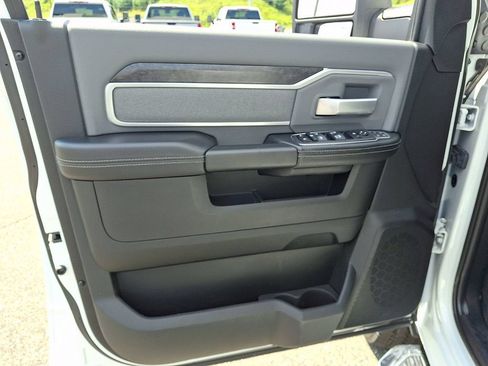 Used 2023 RAM 2500 Big Horn w/ Level 1 Equipment Group AWD/4WD image 12