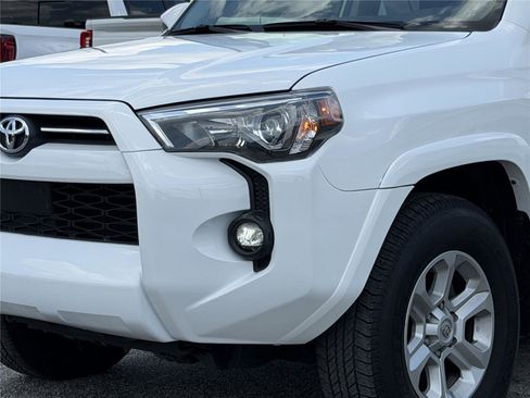 Used 2024 Toyota 4Runner SR5 AWD/4WD image 8