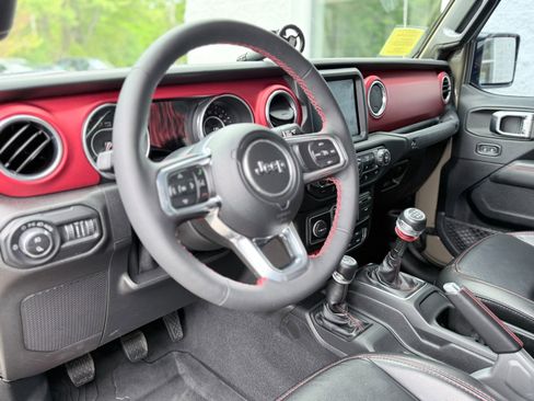 Used 2020 Jeep Gladiator Rubicon AWD/4WD image 8