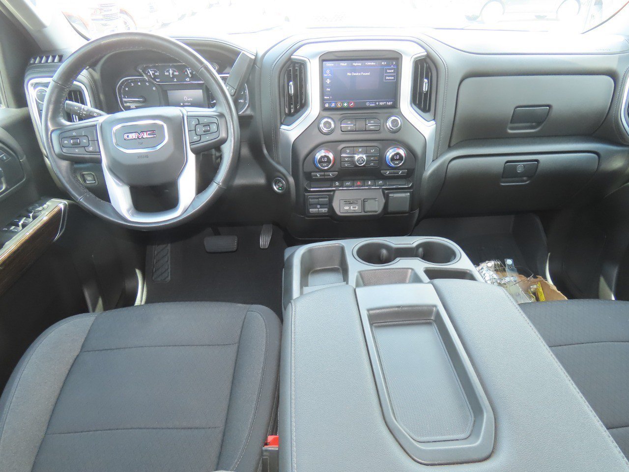 Used 2022 GMC Sierra 2500 SLE w/ SLE Value Package; AWD/4WD image 23