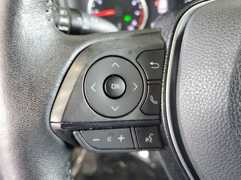 Used 2021 Toyota RAV4 XLE Premium FWD image 22