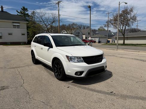 Used 2018 Dodge Journey GT w/ Nav & Sun Group image 1