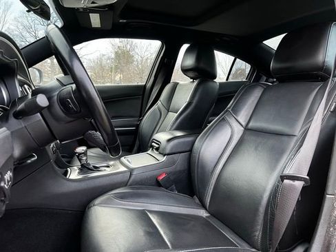 Used 2021 Dodge Charger SXT w/ Leather Interior Group image 10