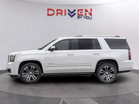 Used 2019 GMC Yukon Denali w/ Denali Ultimate Package image 2
