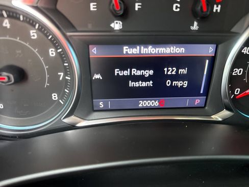 Used 2023 Chevrolet Equinox Premier FWD image 31