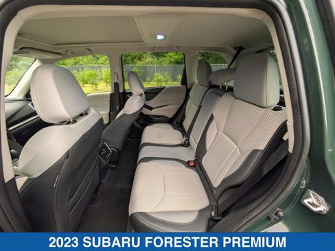 Used 2023 Subaru Forester Premium AWD/4WD image 30