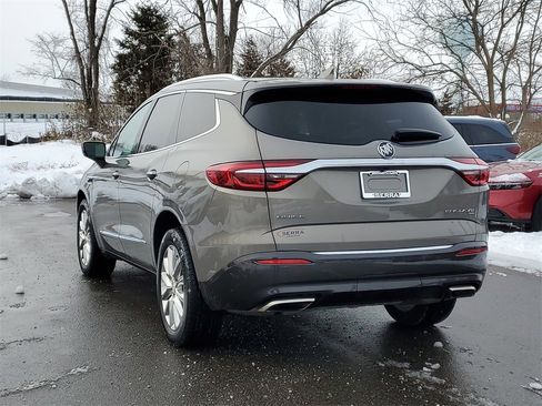 Used 2018 Buick Enclave Premium w/ Experience Buick Package image 2