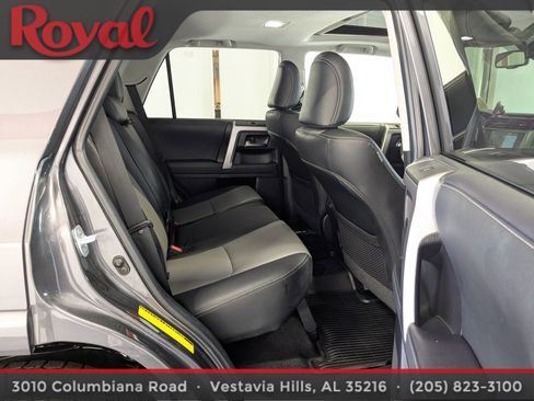 Used 2022 Toyota 4Runner SR5 Premium w/ Moonroof Package image 10