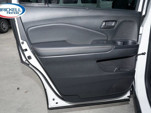 Used 2023 Honda Passport TrailSport image 13
