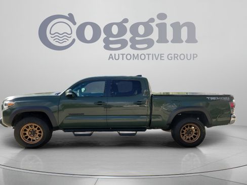Used 2021 Toyota Tacoma TRD Off-Road AWD/4WD image 2