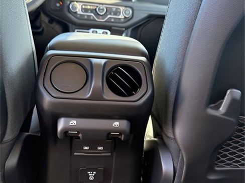 New 2026 Jeep Wrangler Rubicon image 32