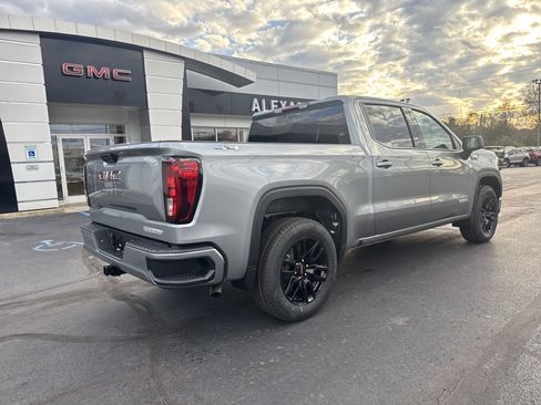 New 2026 GMC Sierra 1500 Elevation image 3