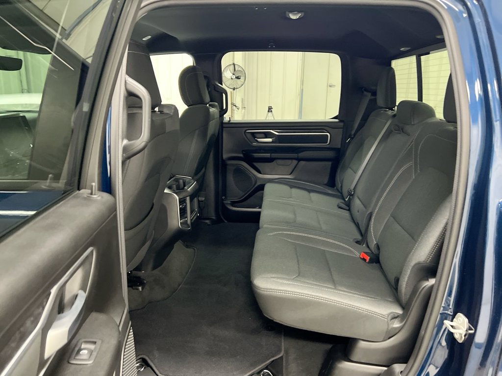 Used 2023 RAM 1500 Big Horn AWD/4WD image 23