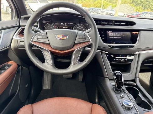 New 2025 Cadillac XT5 Premium Luxury w/ Technology Package image 17