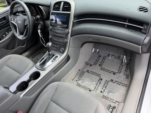 Used 2013 Chevrolet Malibu LS w/ Protection Package FWD image 22