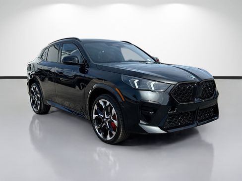 New 2026 BMW X2 xDrive28i w/ Technology Package AWD/4WD image 1