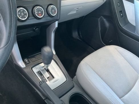 Used 2014 Subaru Forester 2.5i Premium w/ All-Weather Package image 12