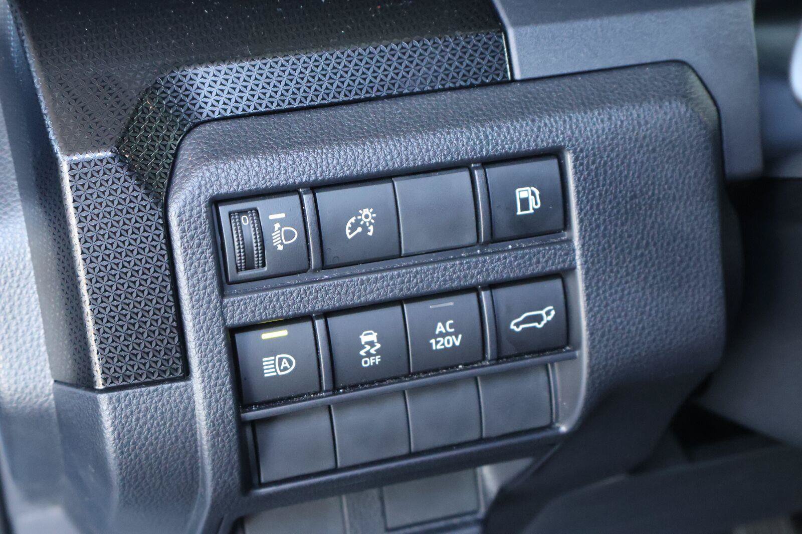Certified 2025 Toyota 4Runner Limited AWD/4WD image 25