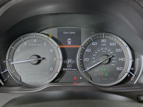 Used 2018 Acura MDX w/Advance Pkg image 19