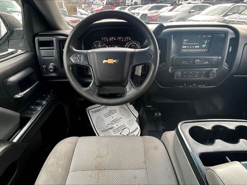 Used 2017 Chevrolet Silverado 1500 W/T w/ Trailering Package image 5