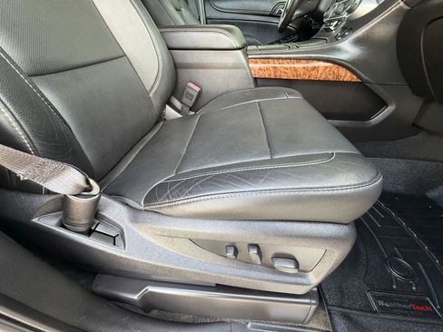 Used 2015 Chevrolet Tahoe LTZ RWD image 12