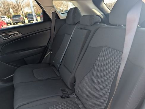 Used 2023 Kia Sportage LX FWD image 16