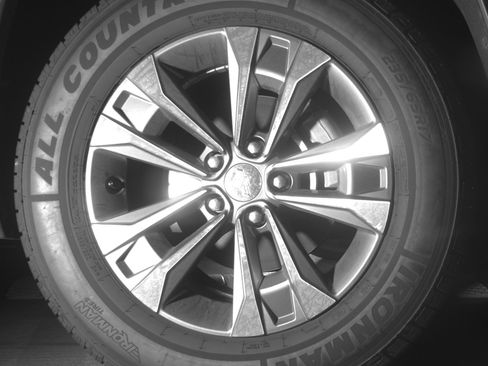 Used 2025 Chevrolet Equinox LT image 13