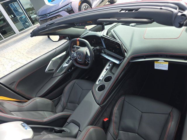 New 2027 Chevrolet Corvette Stingray Convertible w/ Battery Protection Package RWD image 17