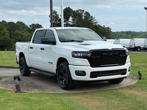 New 2026 RAM 1500 Express AWD/4WD image 9