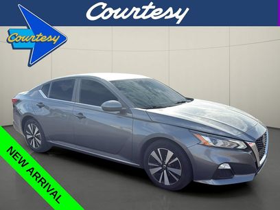 Used 2021 Nissan Altima 2.5 SV