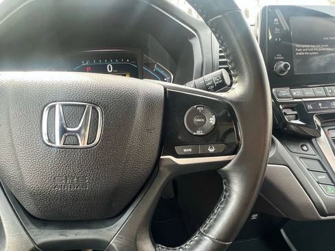 Used 2019 Honda Odyssey EX-L image 17