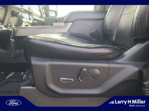 Used 2018 Ford F350 Lariat w/ Lariat Ultimate Package image 14