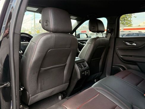 Used 2022 Chevrolet Blazer RS FWD image 37