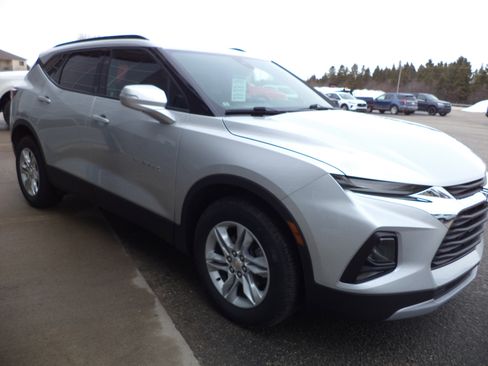 Used 2021 Chevrolet Blazer LT image 9