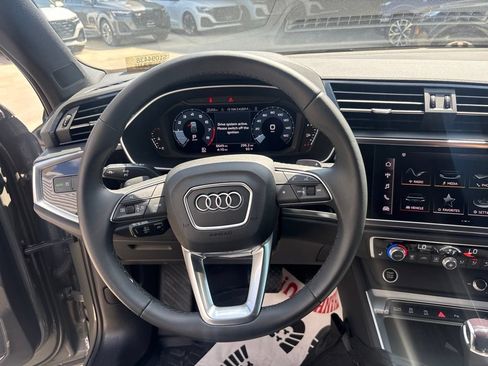 Certified 2025 Audi Q3 2.0T Premium w/ Convenience Package AWD/4WD image 20
