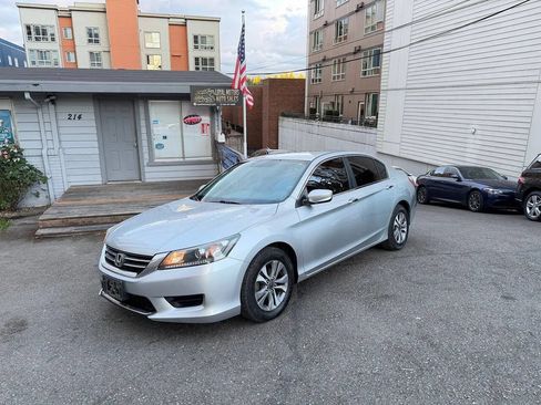 Used 2014 Honda Accord LX image 4