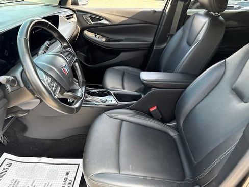 Used 2024 Buick Encore GX Sport Touring w/ Comfort Package AWD/4WD image 9