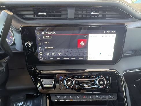 Certified 2025 GMC Sierra 2500 AT4X w/ AT4X AEV Edition AWD/4WD image 14