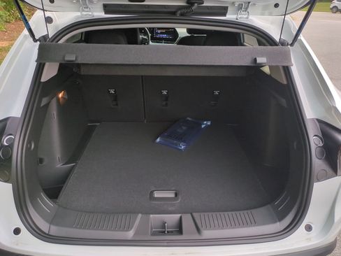 New 2026 Chevrolet Trax LT w/ Driver Confidence Package FWD image 31