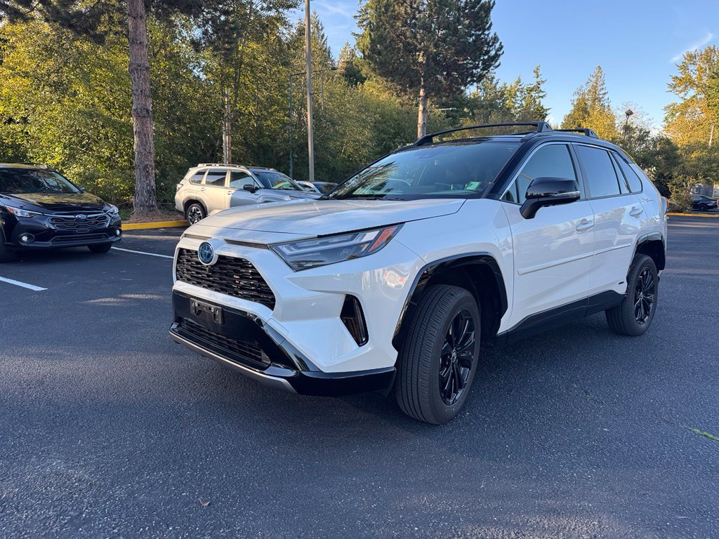 Used 2024 Toyota RAV4 XSE w/ Advanced Technology Package AWD/4WD image 7